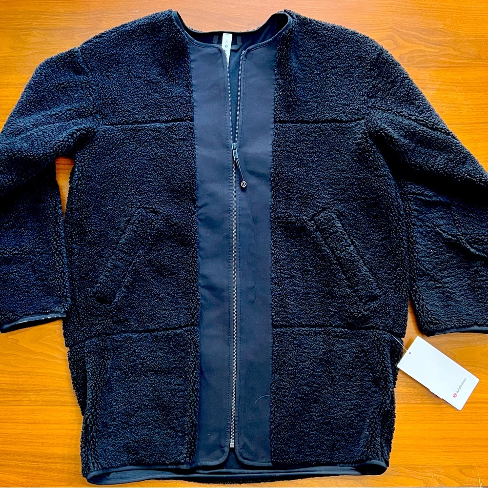 Lululemon collarless textured fleece full zip - brand new with tags. Size 6